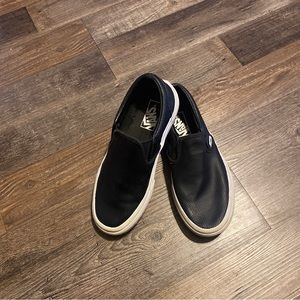 Black leather Vans women 6.5